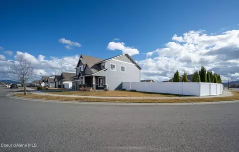 Exterior - 2447 N Viking Loop, Post Falls, ID 83854 photo 2 of 13