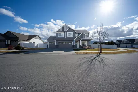 2447 N Viking Loop, Post Falls, ID 83854