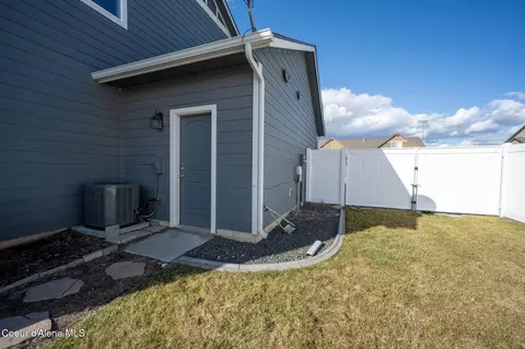 Exterior - 2447 N Viking Loop, Post Falls, ID 83854 photo 12 of 13