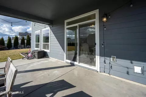 Exterior - 2447 N Viking Loop, Post Falls, ID 83854 photo 6 of 13