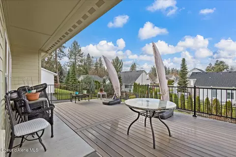 Exterior - 2533 N Side Saddle Ln, Post Falls, ID 83854 photo 3 of 10