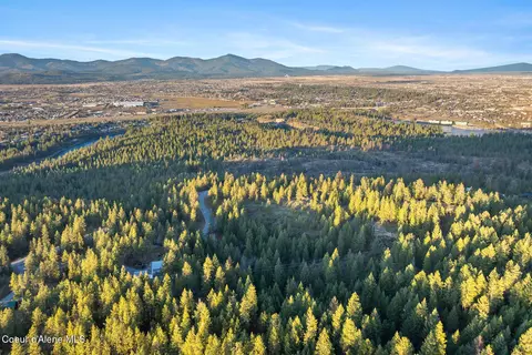 View/Area - 15686 W Riverview Dr, Post Falls, ID 83854 photo 3 of 6
