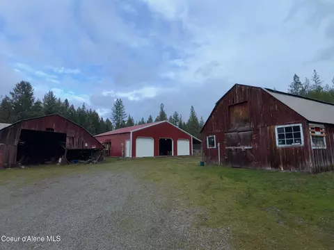 325 Als Welding Rd, Spirit Lake, ID 83869