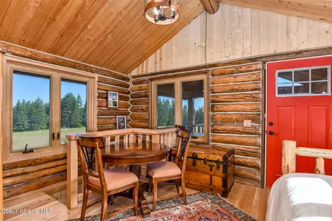 Dining - 5939 E Burma Rd, Harrison, ID 83833 photo 2 of 2