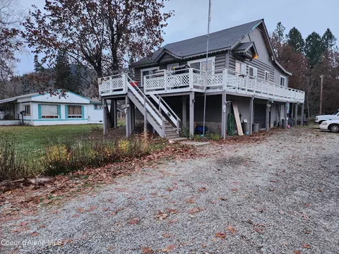 40483 Riverview Dr, Cataldo, ID 83810