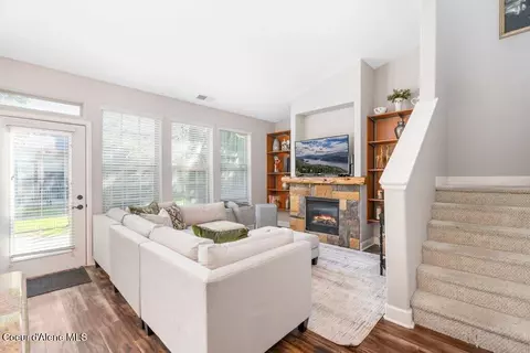 1118 W Willow Lake Loop, Coeur D'alene, ID 83815