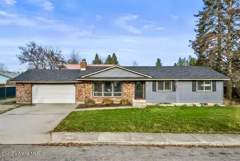 1611 E Plaza Dr, Post Falls, ID 83854