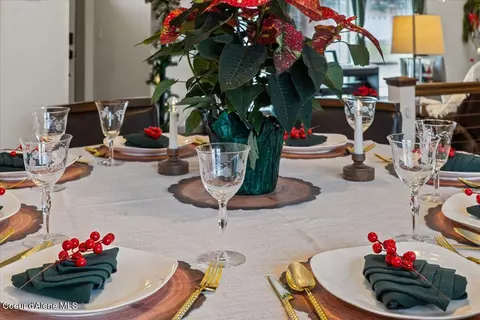 Dining - 1611 E Plaza Dr, Post Falls, ID 83854 photo 3 of 5