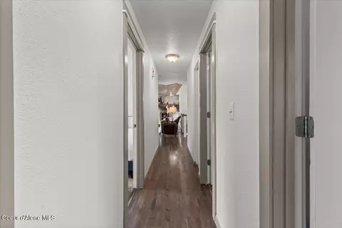 Entry Way - 1611 E Plaza Dr, Post Falls, ID 83854 photo 3 of 4