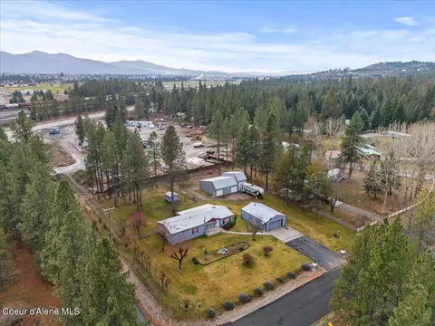 11826 N Sunrise Ct, Rathdrum, ID 83858