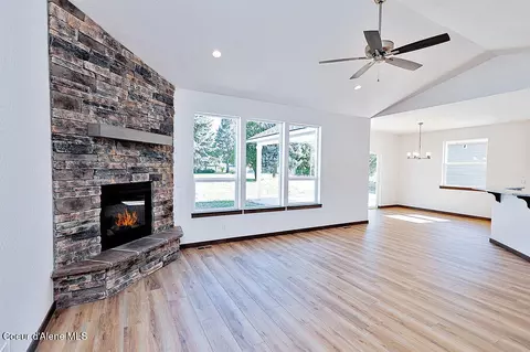 Living - 4531 E Davin Dr, Post Falls, ID 83854 photo 3 of 3