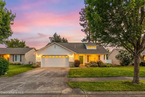 5439 E Steamboat Bnd, Post Falls, ID 83854