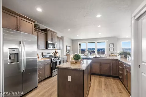 1016 E Healy Ave, Post Falls, ID 83854 photo 4