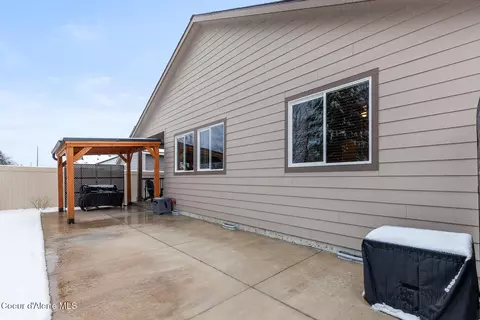 1042 E Allenby Ave, Post Falls, ID 83854 photo 23