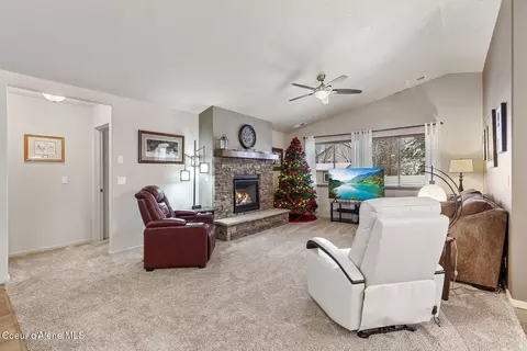 1042 E Allenby Ave, Post Falls, ID 83854 photo 4