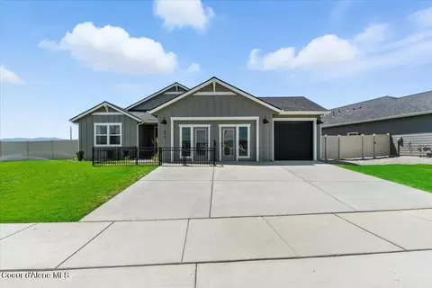 6897 N Coeur Terre Blvd, Coeur D'alene, ID 83815
