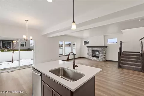 Living - 2711 E Cinder Ave, Post Falls, ID 83854 photo 6 of 6