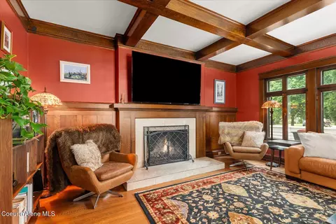 Living - 504 First St, Wallace, ID 83873 photo 4 of 9