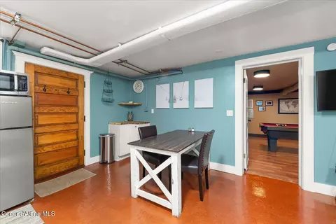 Dining - 504 First St, Wallace, ID 83873 photo 7 of 7