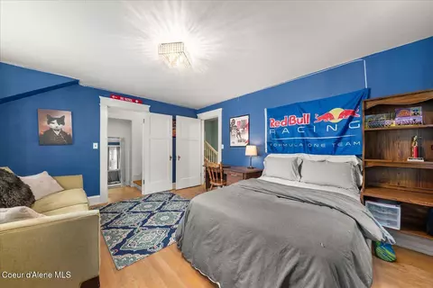 Bedroom - 504 First St, Wallace, ID 83873 photo 11 of 17