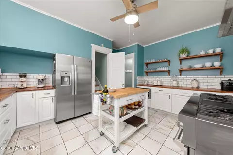 Kitchen - 504 First St, Wallace, ID 83873 photo 6 of 7