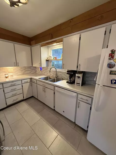 514 W Riverside Ave, Kellogg, ID 83837 photo 13