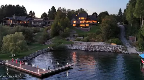 540 Ponder Pt Dr, Sandpoint, ID 83864