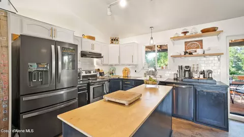 Kitchen - 1150 N Jamison Ct, Post Falls, ID 83854 photo 2 of 2