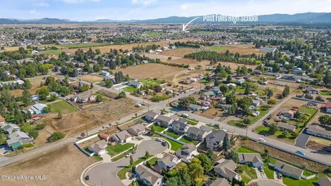 View/Area - 1150 N Jamison Ct, Post Falls, ID 83854 photo 5 of 8