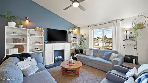Living - 1150 N Jamison Ct, Post Falls, ID 83854 photo 1 of 1