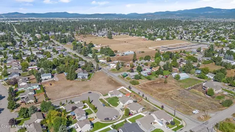 View/Area - 1150 N Jamison Ct, Post Falls, ID 83854 photo 6 of 8