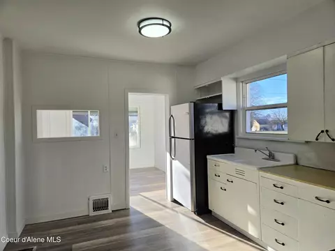 Kitchen - 134 W Riverside Ave, Kellogg, ID 83837 photo 3 of 3