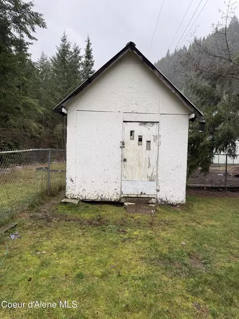 Exterior - 492 Burke Rd, Wallace, ID 83873 photo 5 of 7