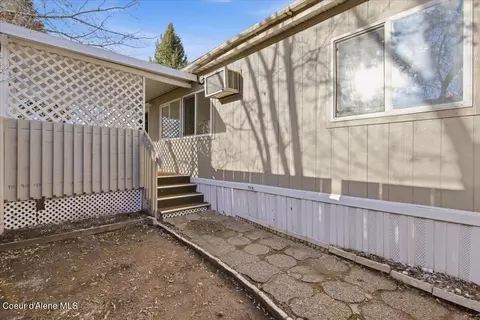 Exterior - 4879 E 16th Ave # 5, Post Falls, ID 83854 photo 3 of 6