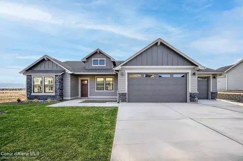 1512 N Mckelvy Ln, Post Falls, ID 83854