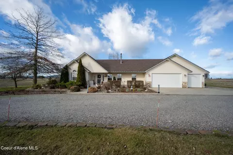 2961 W Diamond Bar Rd, Rathdrum, ID 83858