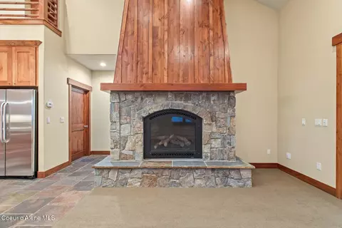 Living - 1019 Main St #&, Wardner, ID 83837 photo 6 of 6
