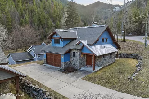 1019 Main St #&, Wardner, ID 83837