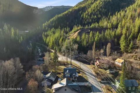 View/Area - 1019 Main St #&, Wardner, ID 83837 photo 1 of 5