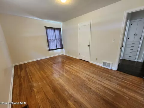 607 W Riverside Ave, Kellogg, ID 83837 photo 10