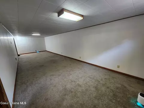 607 W Riverside Ave, Kellogg, ID 83837 photo 16