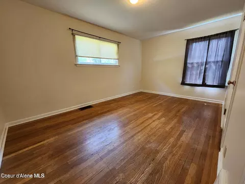 607 W Riverside Ave, Kellogg, ID 83837 photo 9
