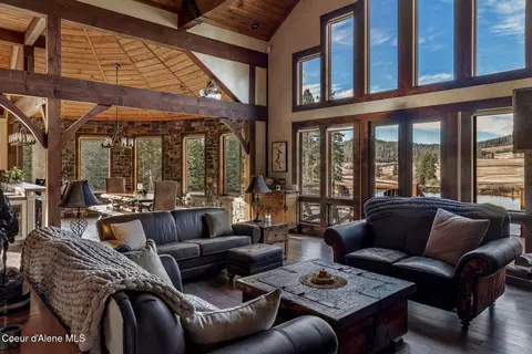 Living - 337 W Coon Creek Rd, Plummer, ID 83851 photo 3 of 4