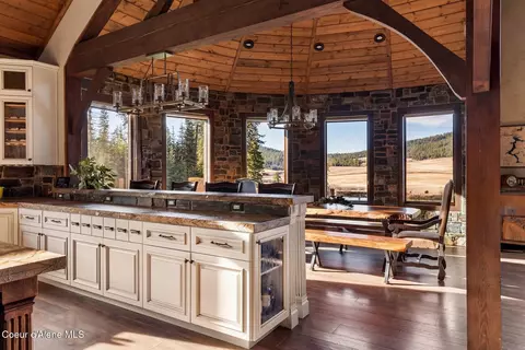 Dining - 337 W Coon Creek Rd, Plummer, ID 83851 photo 3 of 3