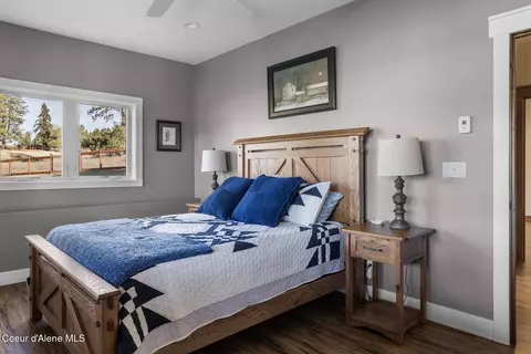Bedroom - 337 W Coon Creek Rd, Plummer, ID 83851 photo 2 of 3