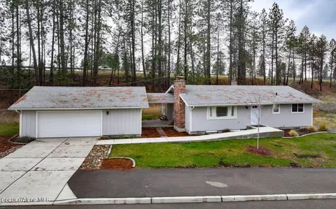 401 N Lilac Ln, Coeur D'alene, ID 83814