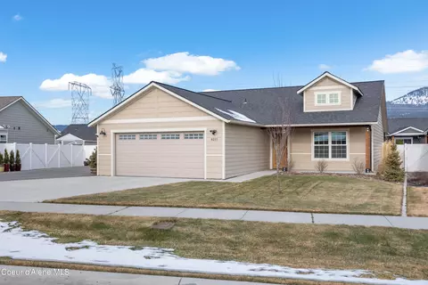 Exterior - 8265 W Splitrail Ave, Rathdrum, ID 83858 photo 6 of 8