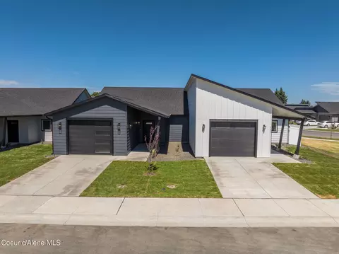 7905 N Mocha Lp Lp, Coeur D'alene, ID 83815