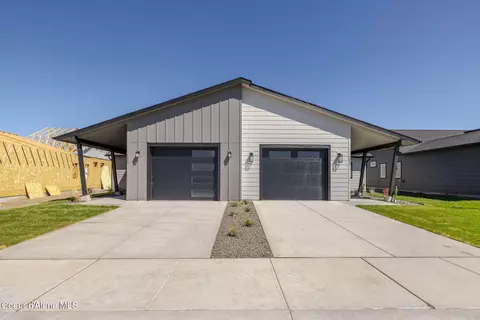 7893 N Mocha Lp Lp, Coeur D'alene, ID 83815