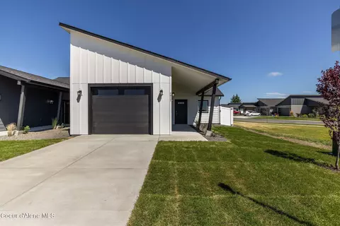 7917 N Mocha Lp Lp, Coeur D'alene, ID 83815